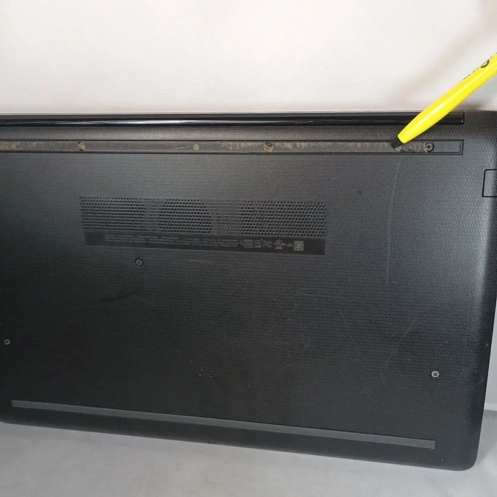 HP NoteBook 15 DB0011DX 15.6
